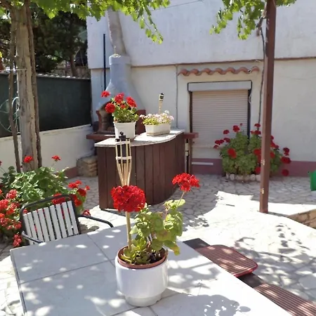 Fuer 4 Personen Ca 60 Qm In Pula, Istrien Istrische Riviera Apartment *