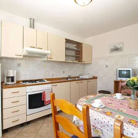 Fuer 4 Personen Ca 60 Qm In Pula, Istrien Istrische Riviera Apartment *